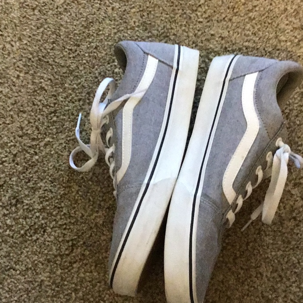 Vans Classic Gray and White Canvas Shoes - Picture 2 of 7